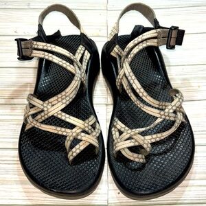 Chaco Gray White Boho Design Sandals Shoes Women’s Size 8 Like New